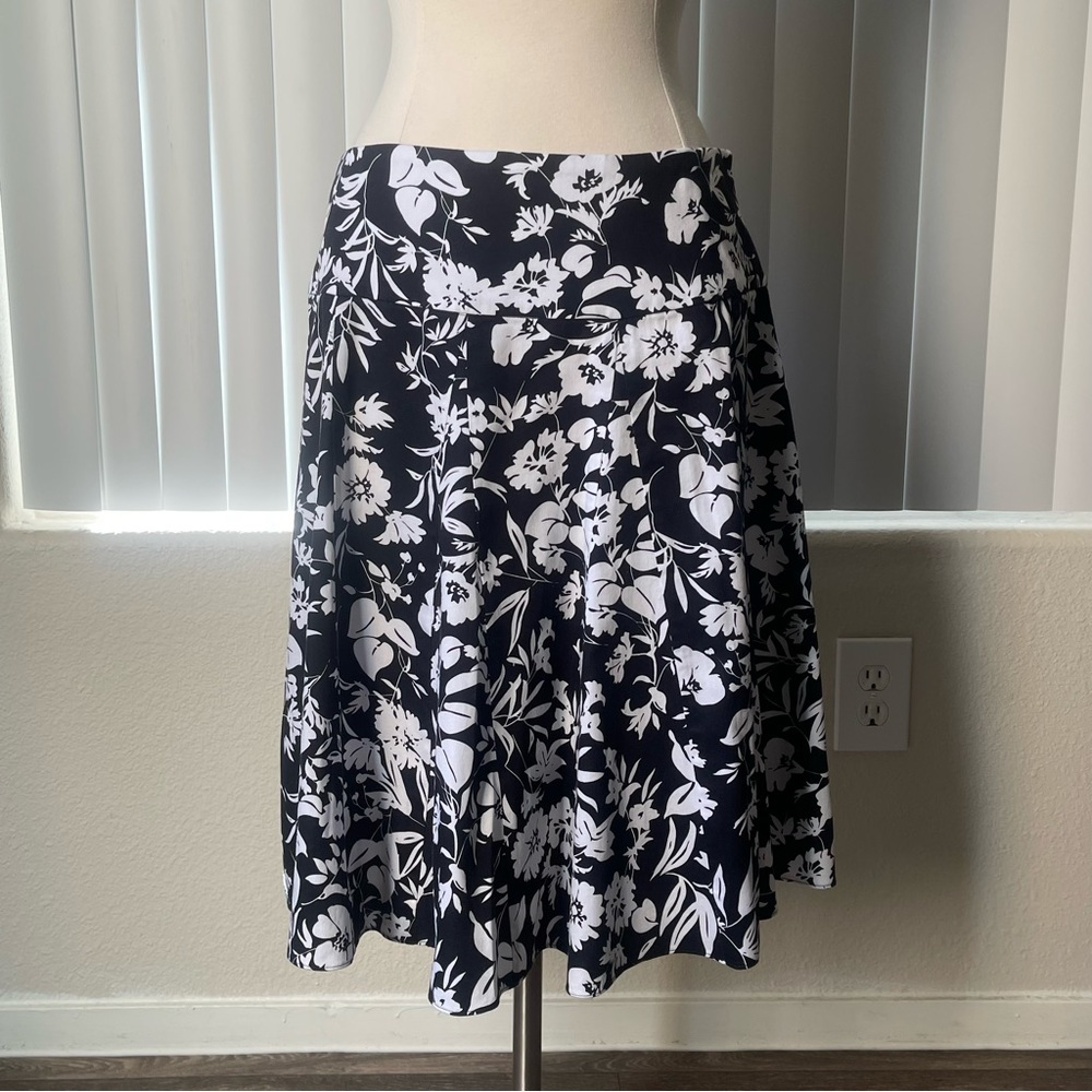 CHAPS Women Light 100% Cotton A-Line Flare Skirt Navy White Floral 8